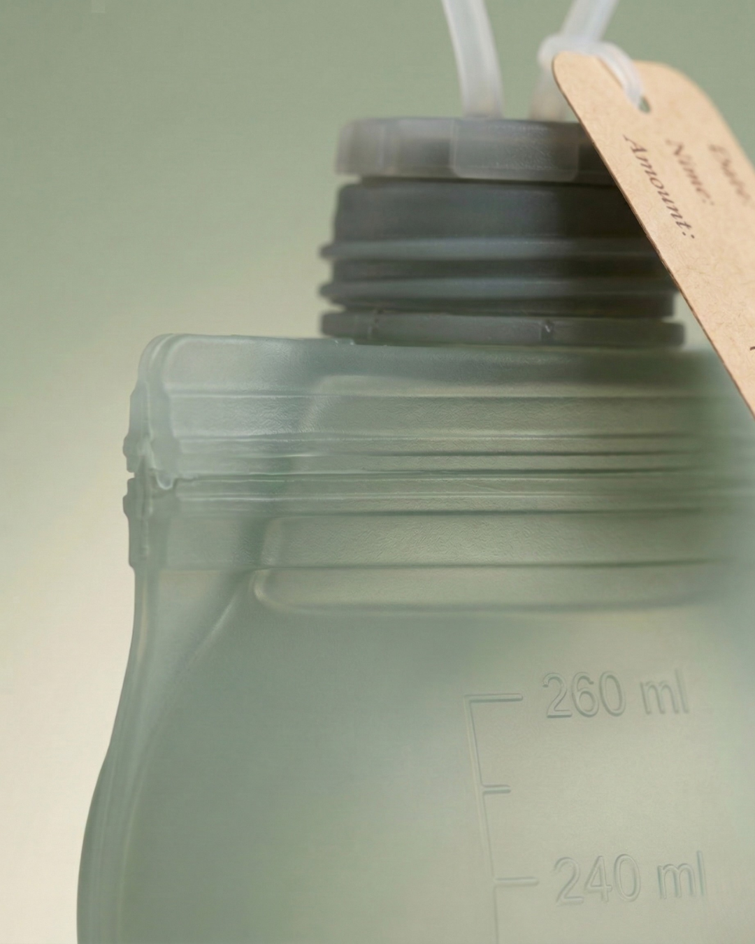 Relievoo reusable silicone breast milk storage bags — features